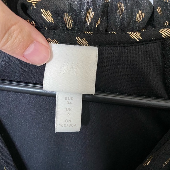 H&M Glittery Tunic Dress - Picture 2 of 8